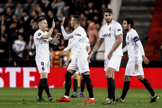 瓦伦西亚取得胜利，球队士气高涨